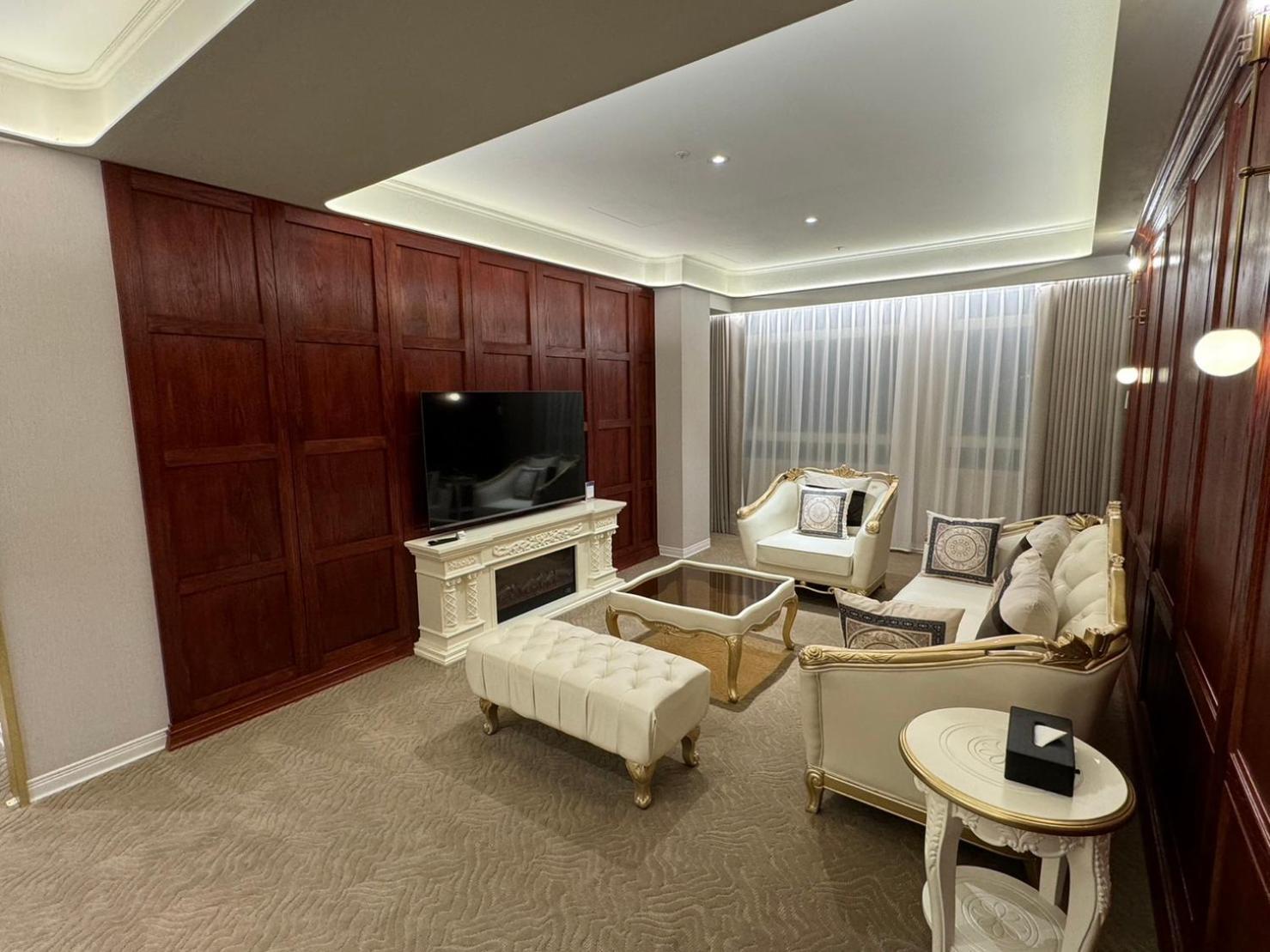 Tryp By Wyndham New Taipei Linkou 新北林口爵怡溫德姆酒店機場捷運mrta9林口站 外观 照片
